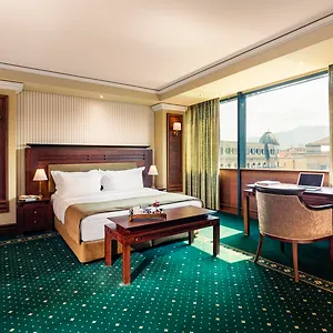 Grand Hotel