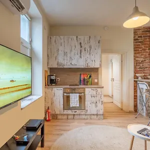 'blue Sapphire House'- Central&modern Appartamento