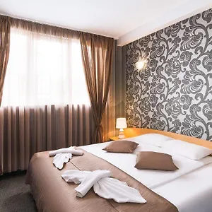 Point Hotel