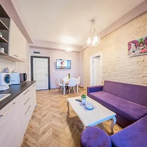 Violet Life Sofya