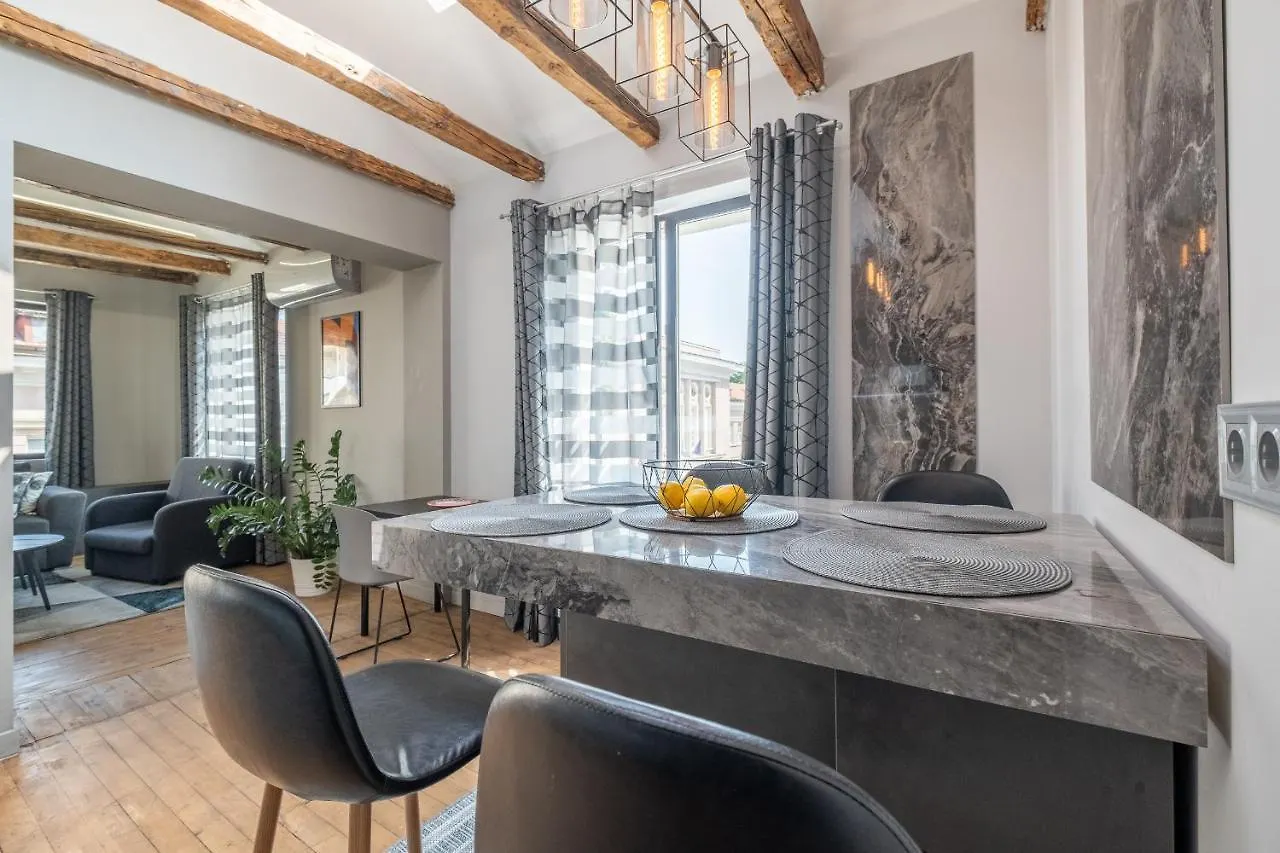 New Le Coin Bleu - Top Center Sofia Apartment